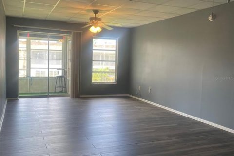 Condominio en alquiler en Port Charlotte, Florida, 2 dormitorios, 104.05 m2 № 1902306 - foto 8