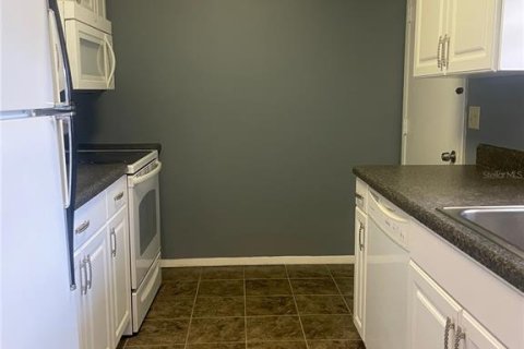 Condominio en alquiler en Port Charlotte, Florida, 2 dormitorios, 104.05 m2 № 1902306 - foto 4