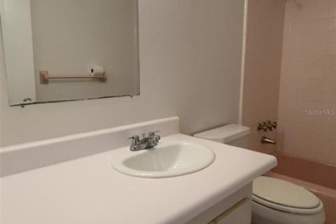 Condominio en alquiler en Port Charlotte, Florida, 2 dormitorios, 104.05 m2 № 1902306 - foto 14