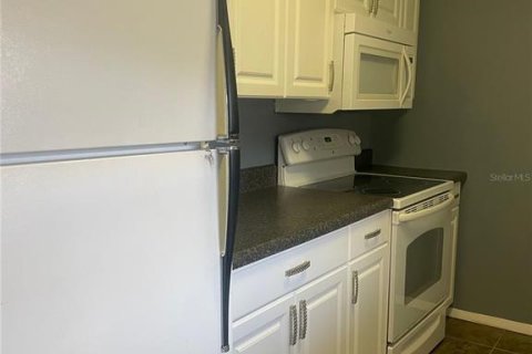 Condominio en alquiler en Port Charlotte, Florida, 2 dormitorios, 104.05 m2 № 1902306 - foto 6