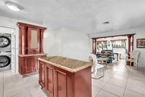 Villa ou maison à vendre à Miami, Floride: 3 chambres, 118.54 m2 № 1730408 - photo 25