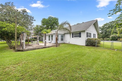 House in Ocala, Florida 3 bedrooms, 146.6 sq.m. № 1848144 - photo 14