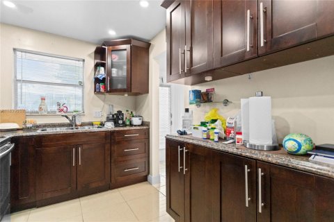 Condominio en venta en Margate, Florida, 2 dormitorios, 73.39 m2 № 1828337 - foto 7