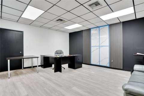 Commercial property in Kissimmee, Florida 278.71 sq.m. № 1873679 - photo 12