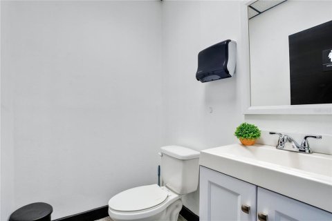 Commercial property in Kissimmee, Florida 278.71 sq.m. № 1873679 - photo 14