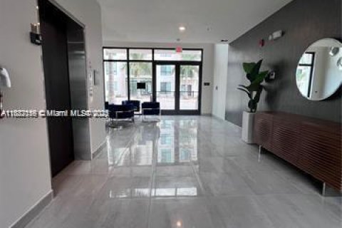Condo in Doral, Florida, 2 bedrooms in URBANA  № 1939117 - photo 25