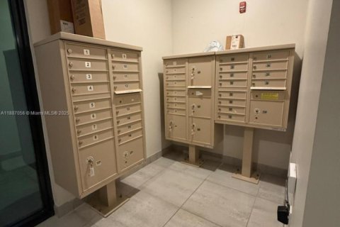 Condo in Doral, Florida, 2 bedrooms in URBANA  № 1939117 - photo 20