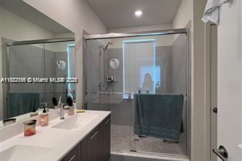 Condo in Doral, Florida, 2 bedrooms in URBANA  № 1939117 - photo 14