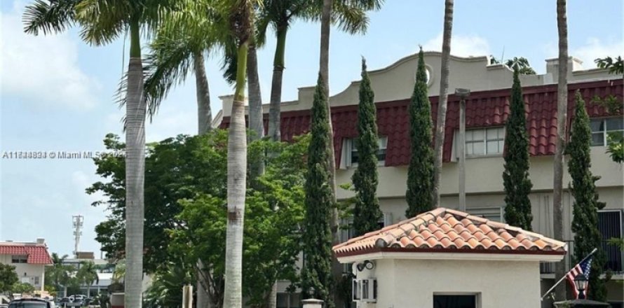 Condo à Pinecrest, Floride, 1 chambre № 1859740