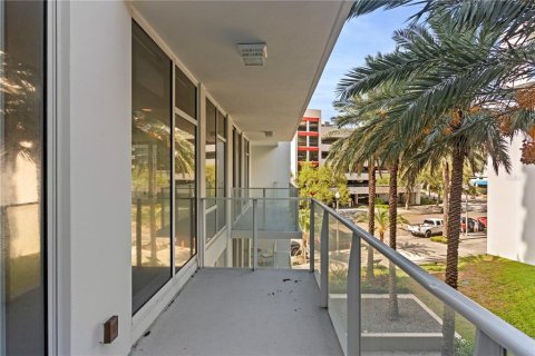 Condo in Saint Petersburg, Florida, 2 bedrooms  № 2289578 - photo 26