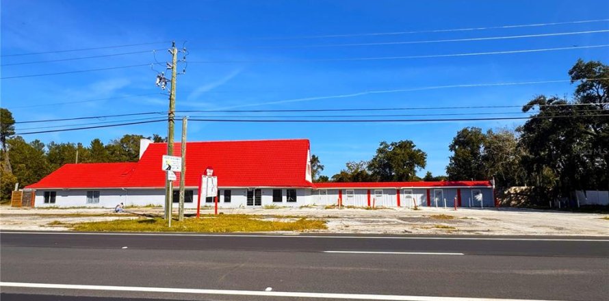 Immobilier commercial à Mims, Floride 945.65 m2 № 2125605