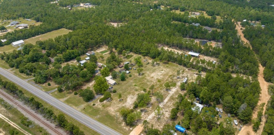 Land in Crestview, Florida № 562093