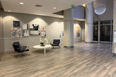 Condominio en venta en Miami, Florida, 47.19 m2 № 1806090 - foto 10