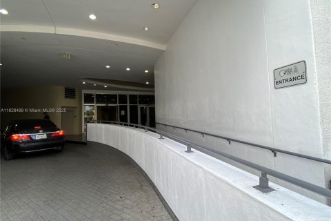 Condominio en venta en Miami, Florida, 47.19 m2 № 1806090 - foto 7