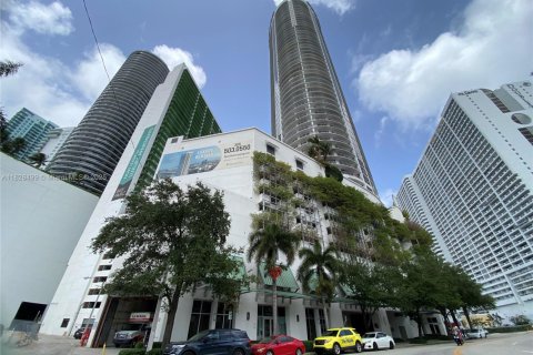 Condominio en venta en Miami, Florida, 47.19 m2 № 1806090 - foto 1