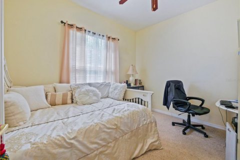 Villa ou maison à louer à Land O' Lakes, Floride: 5 chambres, 367.99 m2 № 2406462 - photo 7