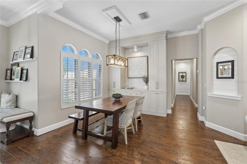 House in Fish Hawk, Florida 5 bedrooms, 269.6 sq.m. № 2093313 - photo 4