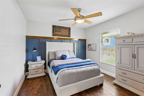 House in Fish Hawk, Florida 5 bedrooms, 269.6 sq.m. № 2093313 - photo 21