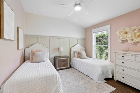 House in Fish Hawk, Florida 5 bedrooms, 269.6 sq.m. № 2093313 - photo 18