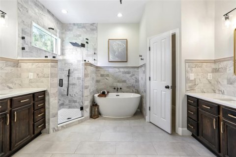 House in Fish Hawk, Florida 5 bedrooms, 269.6 sq.m. № 2093313 - photo 16