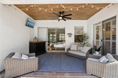 House in Fish Hawk, Florida 5 bedrooms, 269.6 sq.m. № 2093313 - photo 29