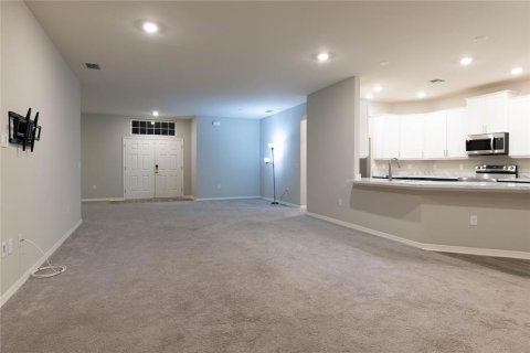 Villa ou maison à louer à Polk City, Floride: 4 chambres, 214.6 m2 № 2157698 - photo 12