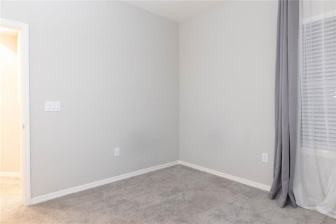 Villa ou maison à louer à Polk City, Floride: 4 chambres, 214.6 m2 № 2157698 - photo 25