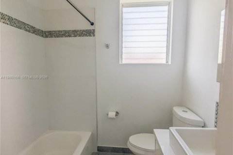 Снять в аренду виллу или дом в Майами, Флорида 3 спальни, 205.59м2, № 2043863 - фото 8