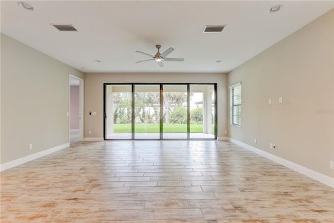 Villa ou maison à vendre à Odessa, Floride: 3 chambres, 195.47 m2 № 2398466 - photo 12