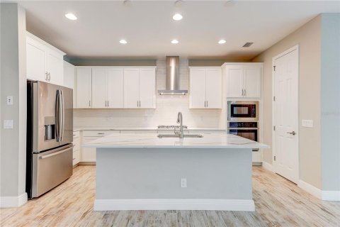 Villa ou maison à vendre à Odessa, Floride: 3 chambres, 195.47 m2 № 2398466 - photo 7
