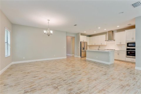 Villa ou maison à vendre à Odessa, Floride: 3 chambres, 195.47 m2 № 2398466 - photo 15