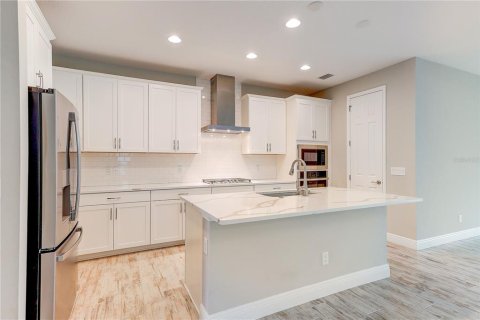 Villa ou maison à vendre à Odessa, Floride: 3 chambres, 195.47 m2 № 2398466 - photo 8