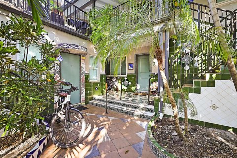 Снять в аренду квартиру в Майами-Бич, Флорида 1 спальня, 291.16м2, № 2007743 - фото 4