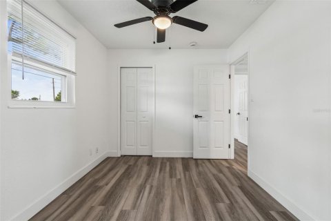 Casa en venta en Tampa, Florida, 4 dormitorios, 106.56 m2 № 2199641 - foto 20