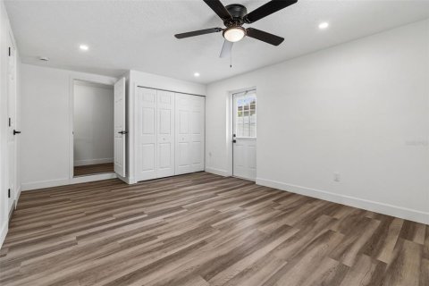 Casa en venta en Tampa, Florida, 4 dormitorios, 106.56 m2 № 2199641 - foto 14