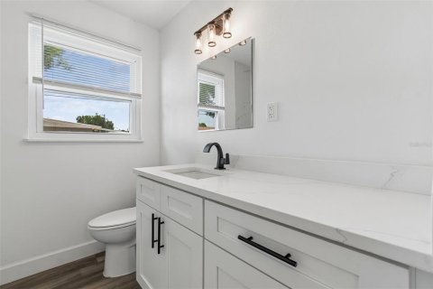 Casa en venta en Tampa, Florida, 4 dormitorios, 106.56 m2 № 2199641 - foto 29