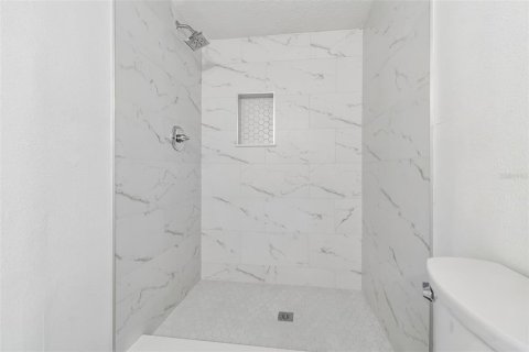 Casa en venta en Tampa, Florida, 4 dormitorios, 106.56 m2 № 2199641 - foto 18