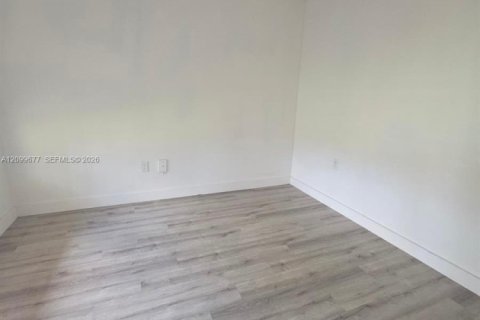Condominio en alquiler en Miami Gardens, Florida, 1 dormitorio, 40.88 m2 № 2401513 - foto 7