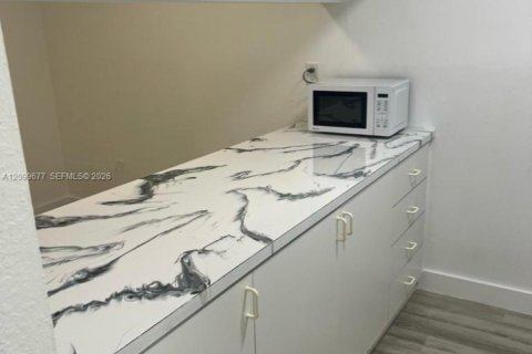 Condominio en alquiler en Miami Gardens, Florida, 1 dormitorio, 40.88 m2 № 2401513 - foto 4