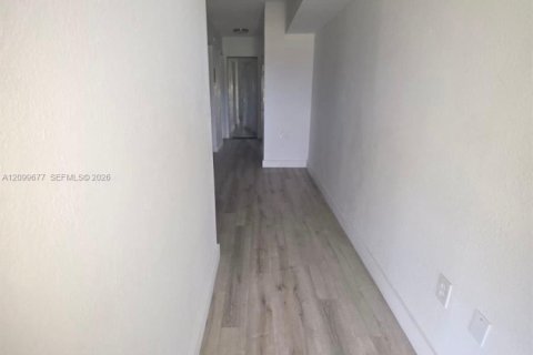 Condominio en alquiler en Miami Gardens, Florida, 1 dormitorio, 40.88 m2 № 2401513 - foto 9