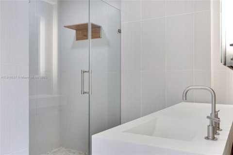 Copropriété à vendre à Fort Lauderdale, Floride: 2 chambres, 123.47 m2 № 2013246 - photo 20