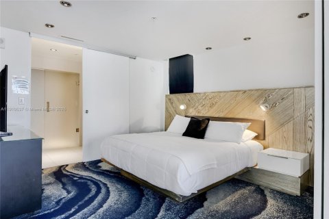 Copropriété à vendre à Fort Lauderdale, Floride: 2 chambres, 123.47 m2 № 2013246 - photo 18