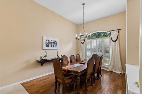 House in Lutz, Florida 4 bedrooms, 407.66 sq.m. № 2228492 - photo 14