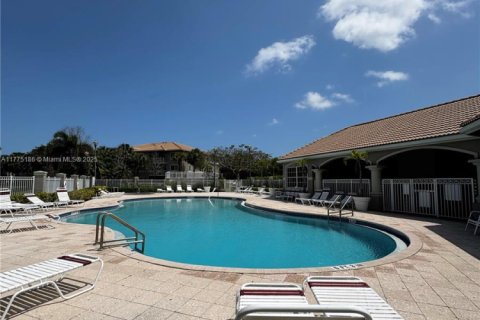 Condo in Coconut Creek, Florida, 2 bedrooms  № 1731205 - photo 6