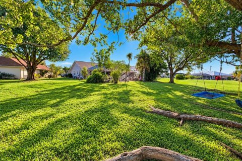 Villa ou maison à vendre à Punta Gorda, Floride: 4 chambres, 215.25 m2 № 2429457 - photo 26