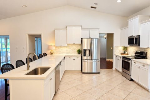 Villa ou maison à vendre à Punta Gorda, Floride: 4 chambres, 215.25 m2 № 2429457 - photo 6