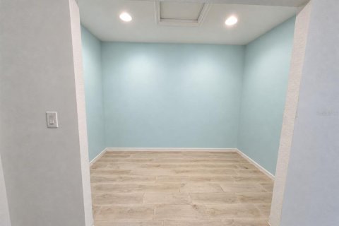 Villa ou maison à vendre à Punta Gorda, Floride: 4 chambres, 215.25 m2 № 2429457 - photo 13