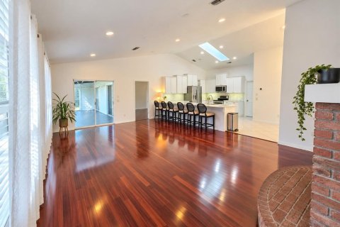 Villa ou maison à vendre à Punta Gorda, Floride: 4 chambres, 215.25 m2 № 2429457 - photo 10