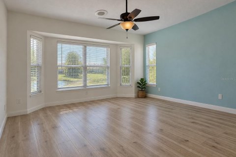 Villa ou maison à vendre à Punta Gorda, Floride: 4 chambres, 215.25 m2 № 2429457 - photo 12