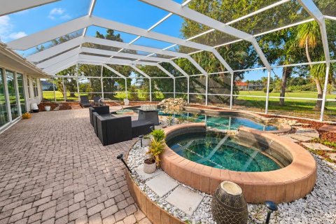 Villa ou maison à vendre à Punta Gorda, Floride: 4 chambres, 215.25 m2 № 2429457 - photo 19